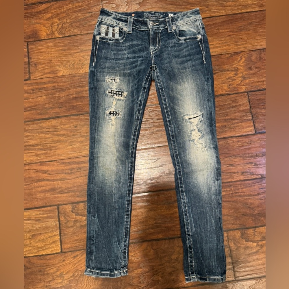 MissMe size 27 signature cuffed skinny
jeans
